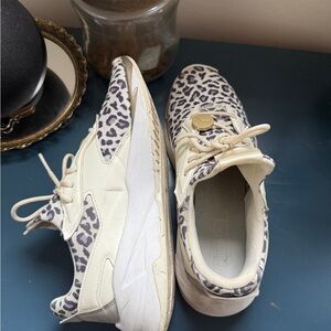 Puma Cream and Gray Leopard Women's Sneakers